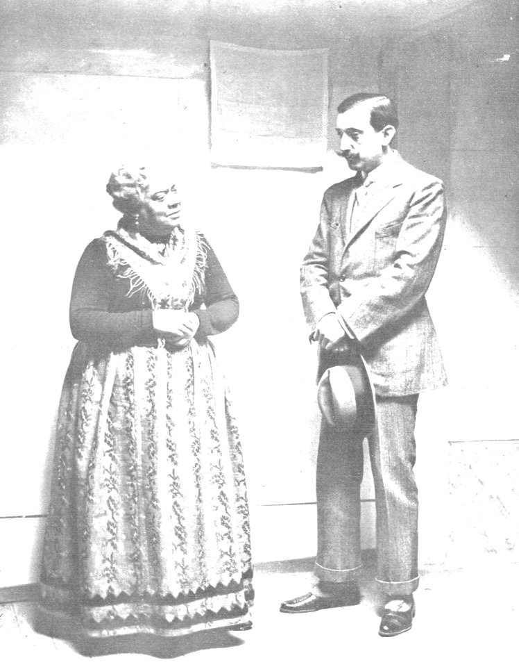 1909-11-10, Actualidades, Estreno de Doña Clarines en el Teatro Lara, Cifuentes (cropped)