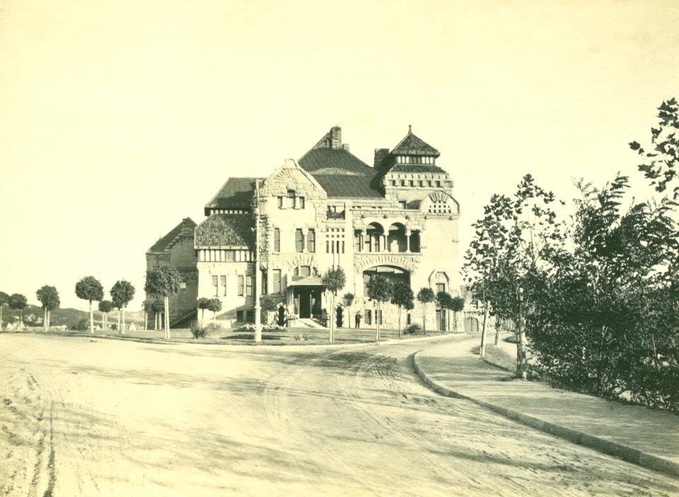 1910 S 1020 Tsingtao 03is