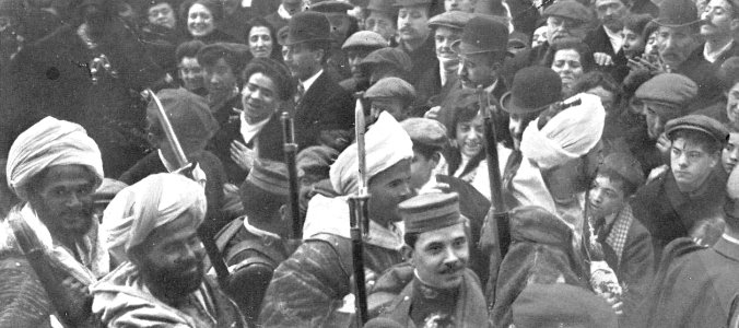 1910-01-27, Actualidades, La entrada de la brigada de cazadores en Madrid, Cifuentes (cropped) Los rifeños que han venido de Marruecos con nuestros soldados