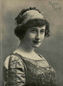 1910-09-08, Nuevo Mundo, Adela Carbone, Calvache (cropped)