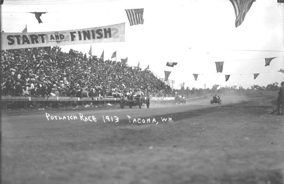 1913 Tacoma Speedway Golden Potlatch Finish Marvin D Boland Collection G511097