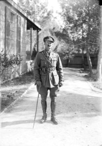 1917 capture & occupation of Palestine. Brit. (i.e., British) officer LOC matpc.08071 (cropped)