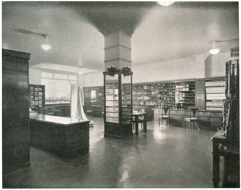1920 circa Verkaufsraum Abteilung Seidenhaus Koopmann, Hannover