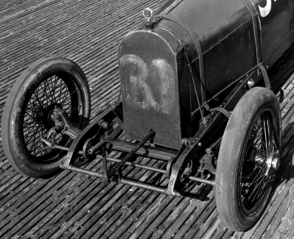 1920 Duesenberg Front Axle and Radiator Detail Marvin D Boland Collection G511145 (cropped)