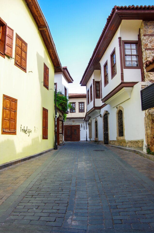 Castle historic structures date