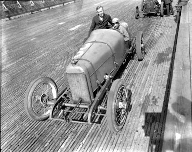 1920 Tacoma Speedway Eddie O'Donnell in Duesenberg Marvin D Boland Collection G511140