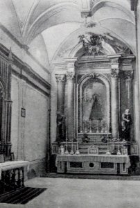 1920. Pinós. Església. Altar de la Mare de Déu del Remei