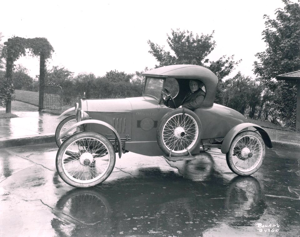 1921 FA Read and his 490 Chevrolet Marvin D Boland Collection BOLANDB4260