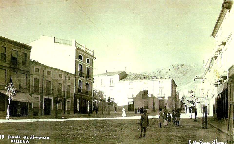 1920~. Puerta Almansa
