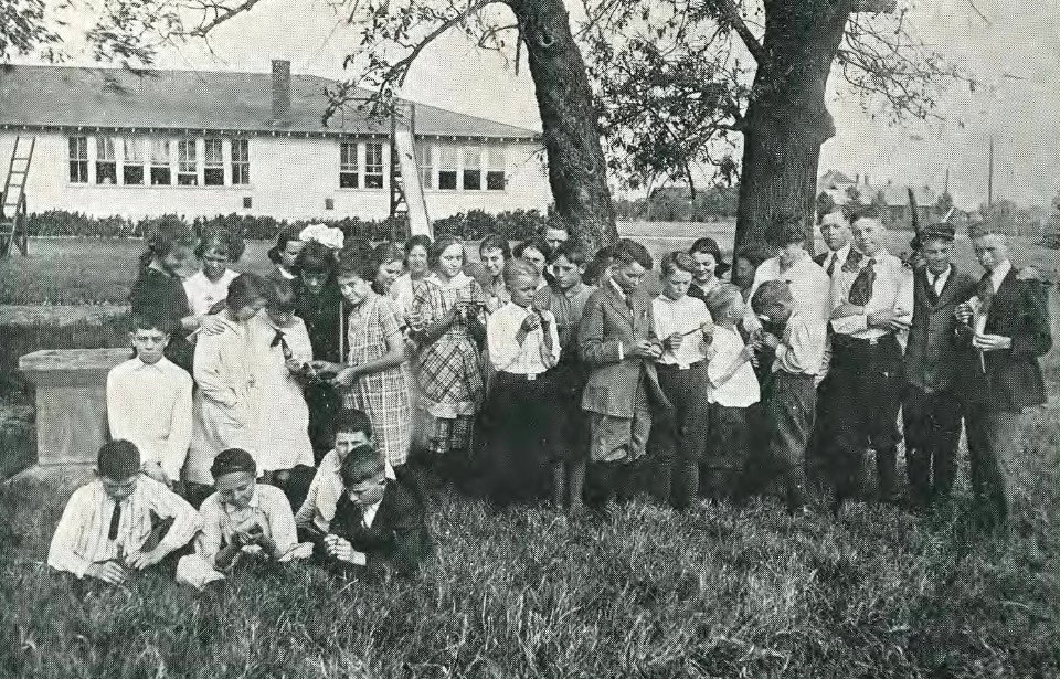 1921 Locust yearbook p. 098 (Seventh and Sixth Grades)