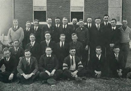 1921 Locust yearbook p. 165 (The Leonidas Forensic Society)