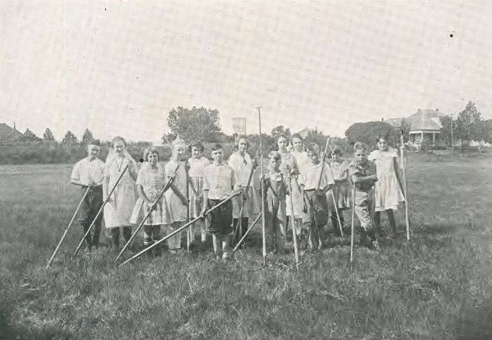 1922 Locust yearbook p. 082 (Seventh Grade)