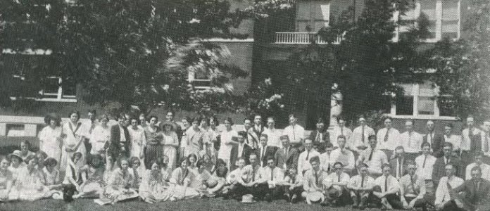 1922 Locust yearbook p. 142 (Commerce Club) photo