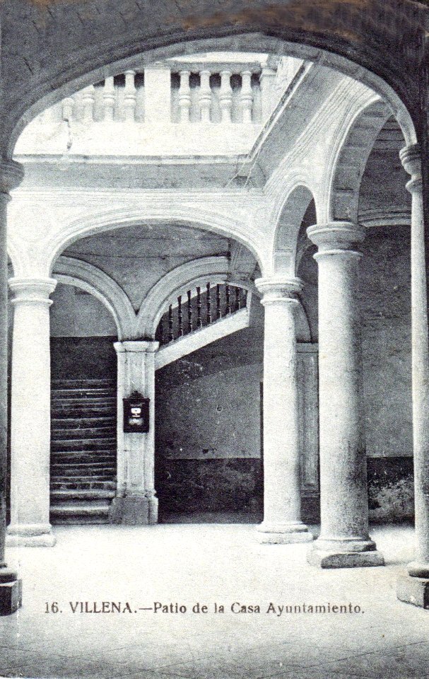 1924~. Ayuntamiento. Patio