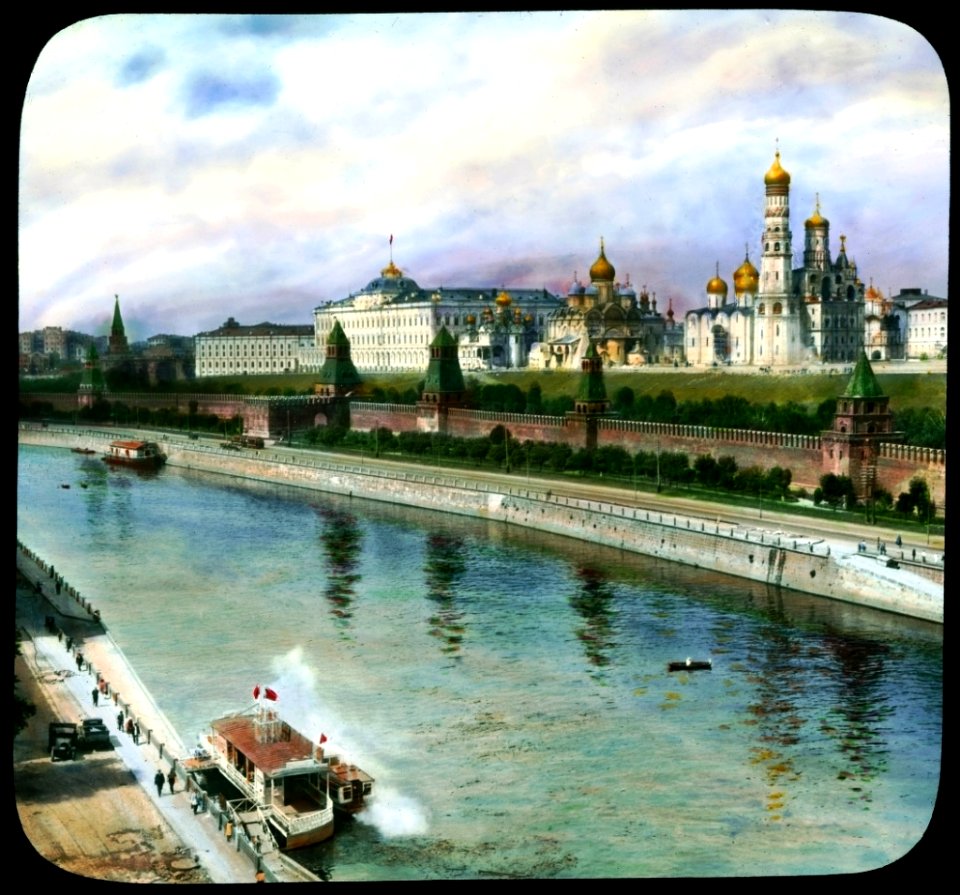 1931. Вид на Кремль с Большого Москворецкого моста 1
