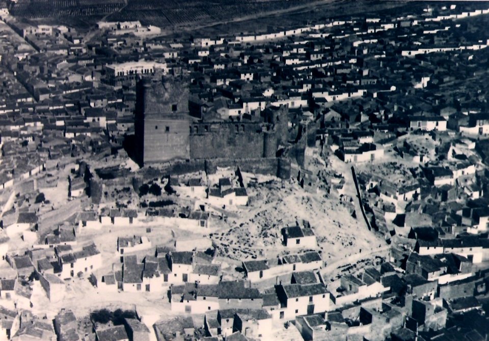 1933. Vista aérea. Castillo 2