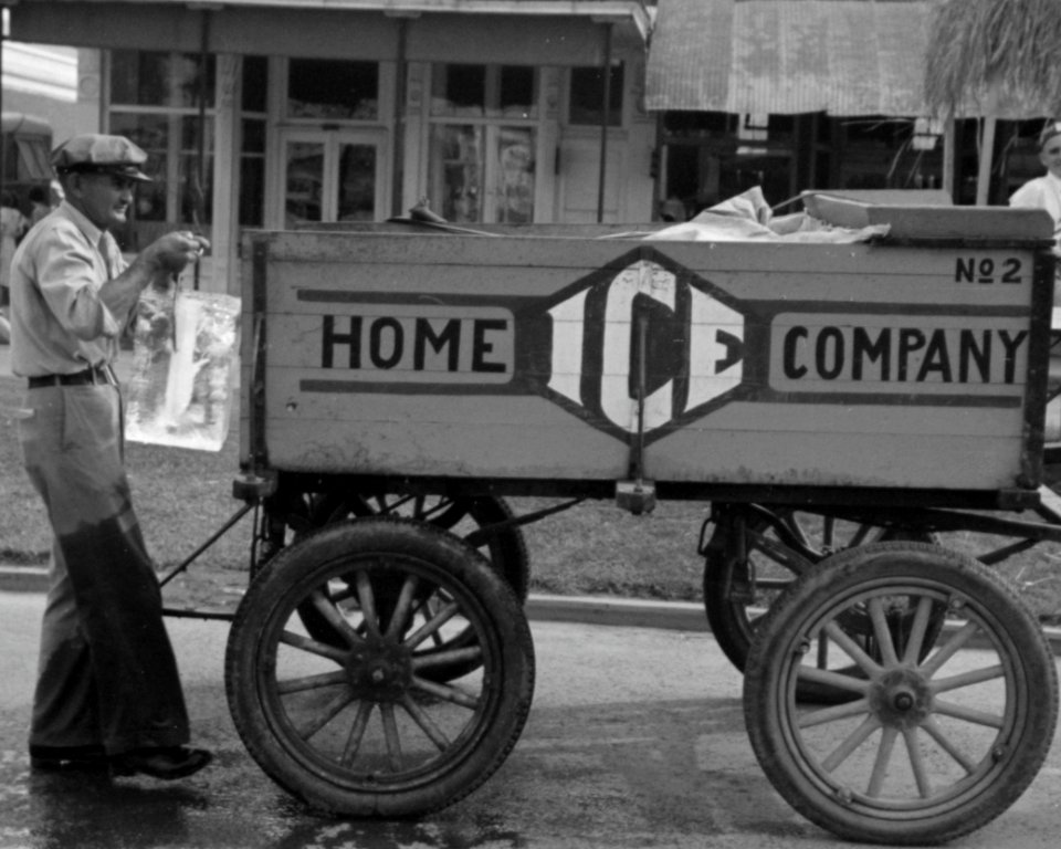 1938 iceman and wagon detail, Crowley Russell Lee Iceman (cropped)
