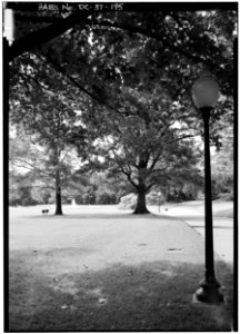 195 south grounds view of fountain