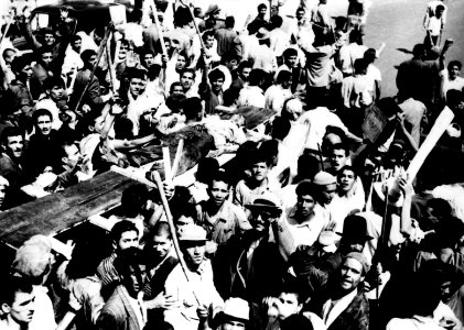 1953 Iranian coup d'état - In front of Mosaddeq’s home