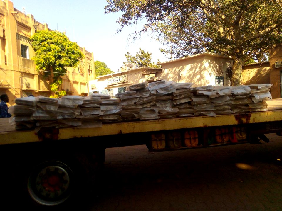 196 kg de cannabis saisis dans un camion à Bamako, Mali, le 7 novembre 2017 01