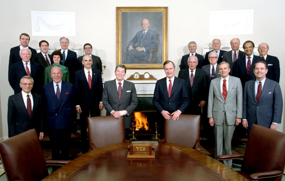 1989 Reagan Administration Cabinet Photo NARA 75856443 (cropped)