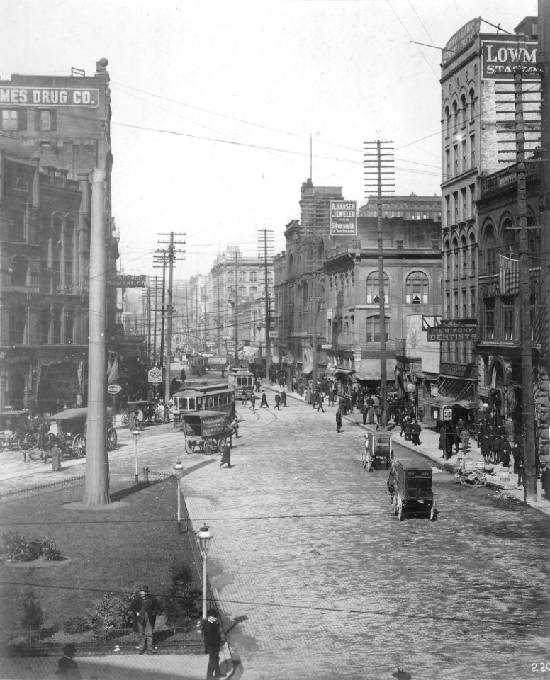 1st Ave looking north from Pioneer Square, Seattle, ca 1903 (WARNER 610)