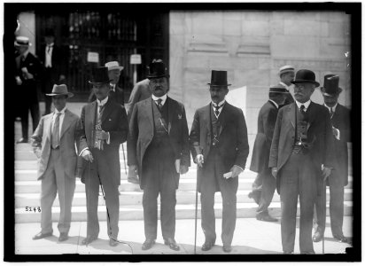 1ST PAN AMERICAN FINANCIAL CONFERENCE, WASHINGTON, D.C., MAY 1915. NICARAGUA- D. FORTIN; LEOPOLD CORDOVA; PEDRO RAFAEL CUADRA; GEN. CHAMORRA; MAN AT LEFT UNIDENTIFIED LCCN2016866423