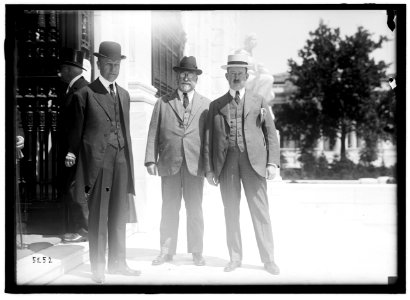1ST PAN AMERICAN FINANCIAL CONFERENCE, WASHINGTON, D.C., MAY 1915. JOHN BASSETT MOORE IN CENTER, 2 UNIDENTIFIED LCCN2016866425