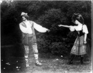 2 scenes from Pastoral Plays, Wash., D.C., May 1906- Strephon casts off Chloe LCCN2005686687