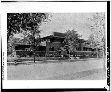 2. PLATE ^78, MAIN ELEVATION, VIEW FROM ROADWAY - W. R. Heath House, 76 Soldiers Place, Buffalo, Erie County, NY - LOC - hhh.ny0914.photos.116293p photo