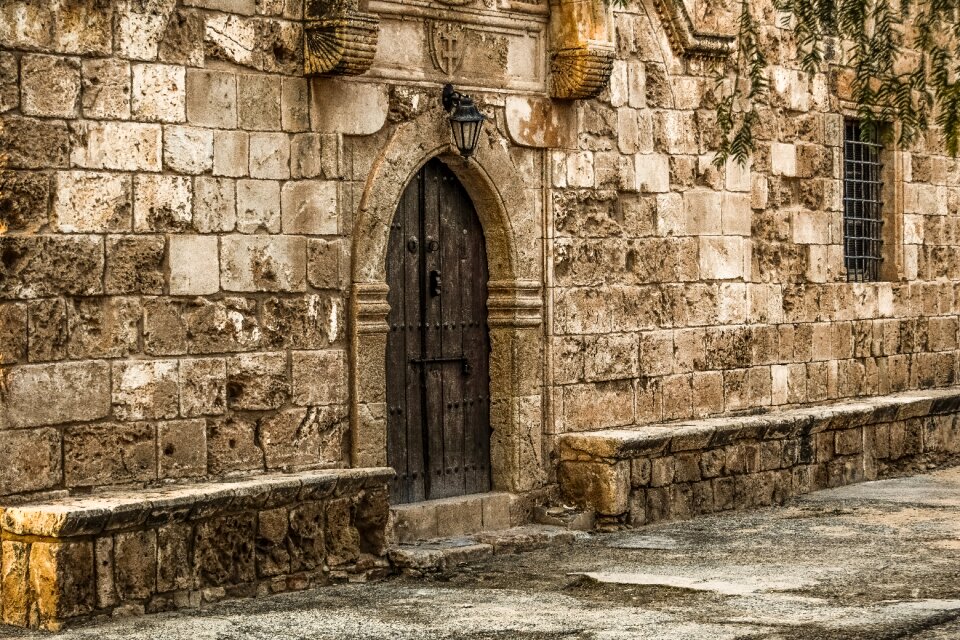 Wall ancient gate