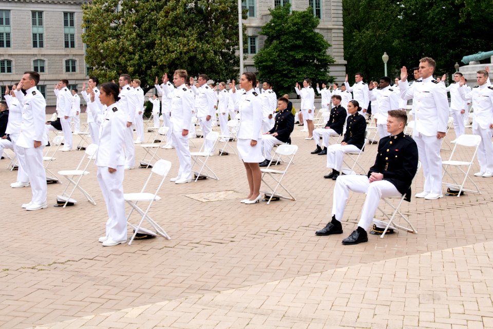 200520-N-ID678-0196 (49923275923)