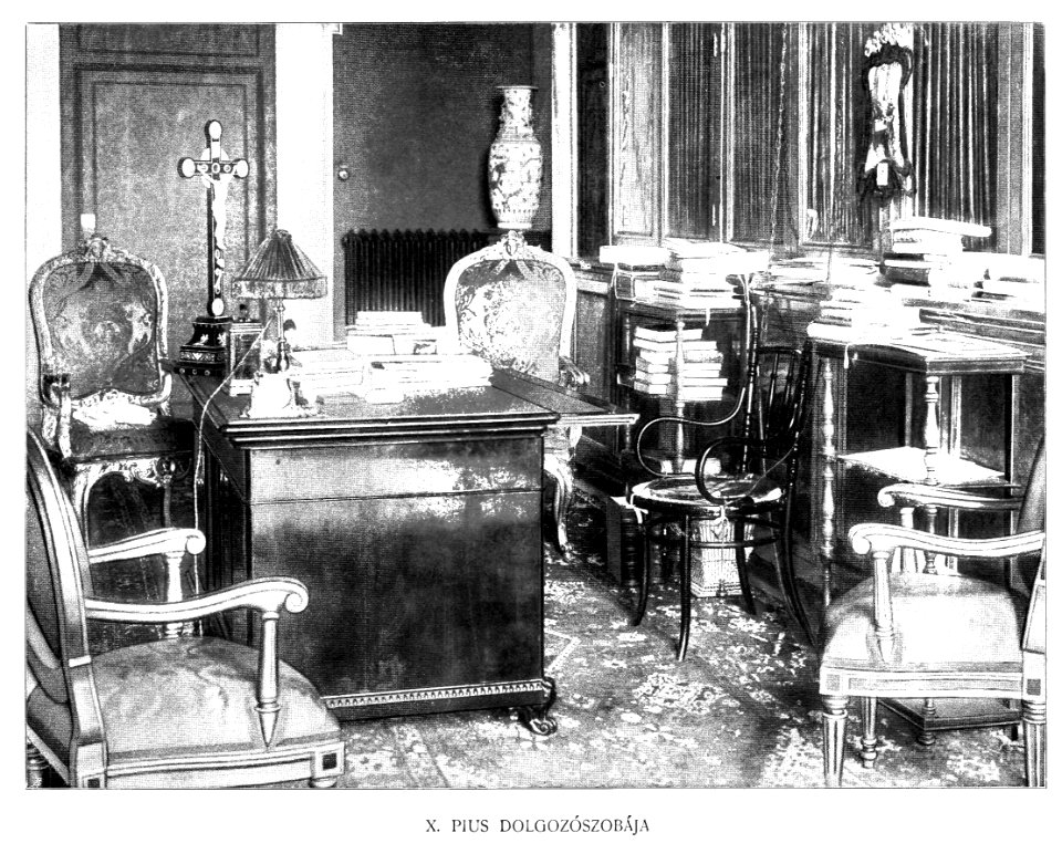200a work-room PiusX
