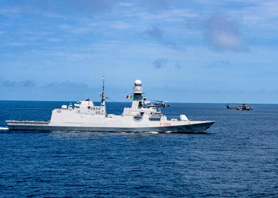 200928-N-AO868-1492