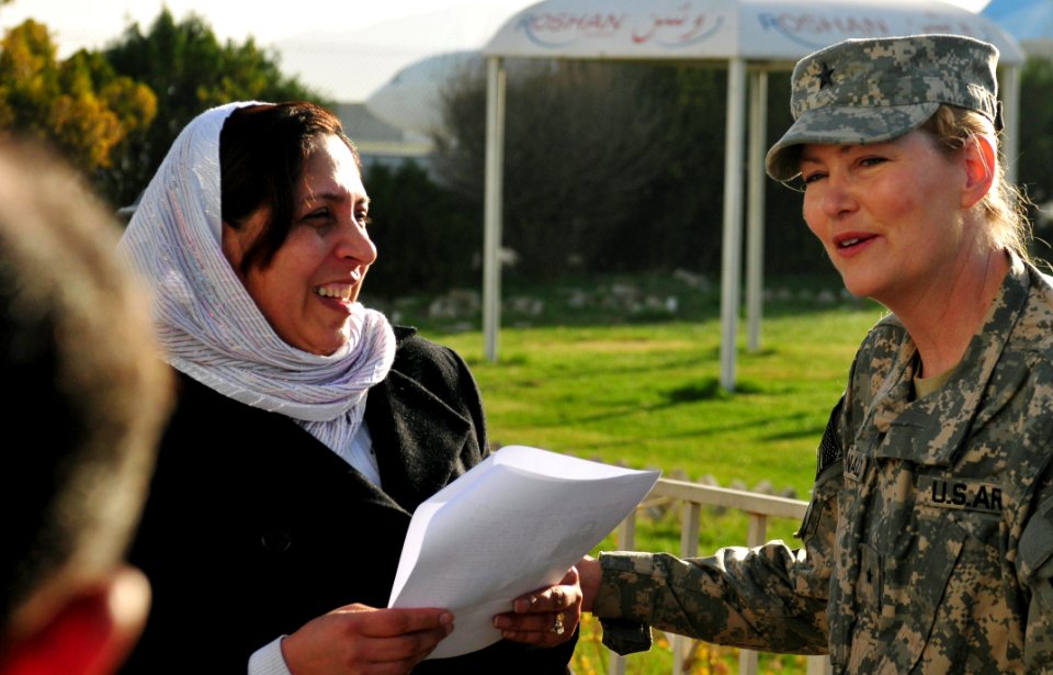 2010 International Woman of Courage Award DVIDS261452