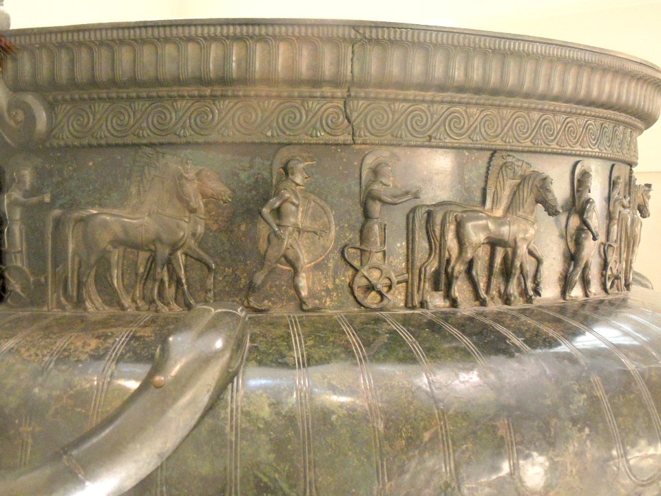 20120817 Vix krater rim