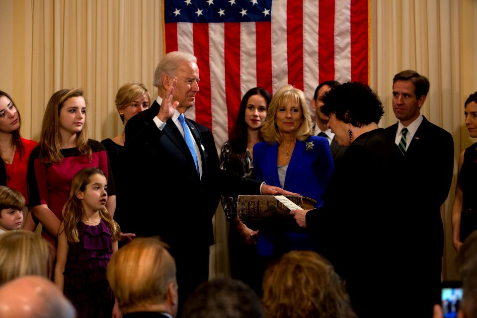 Joe Biden sworn in as Vice President in 2013