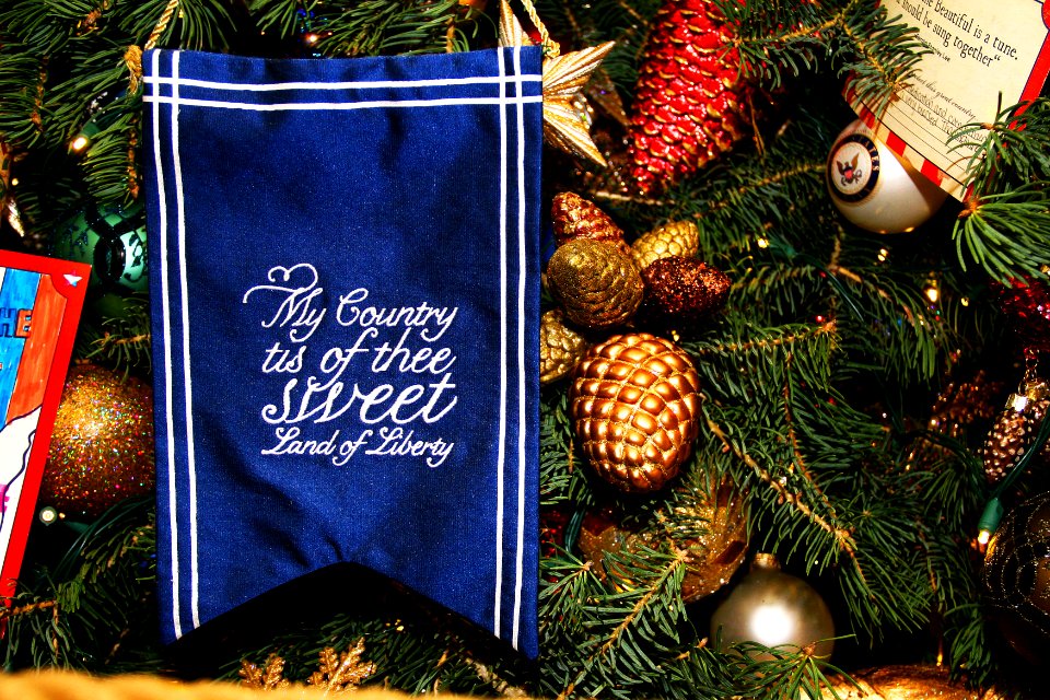 2014 Blue Room Tree 2