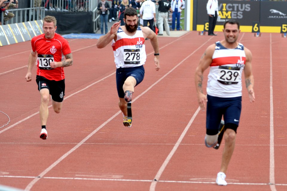 2014 Invictus Games 140911-N-PW494-609