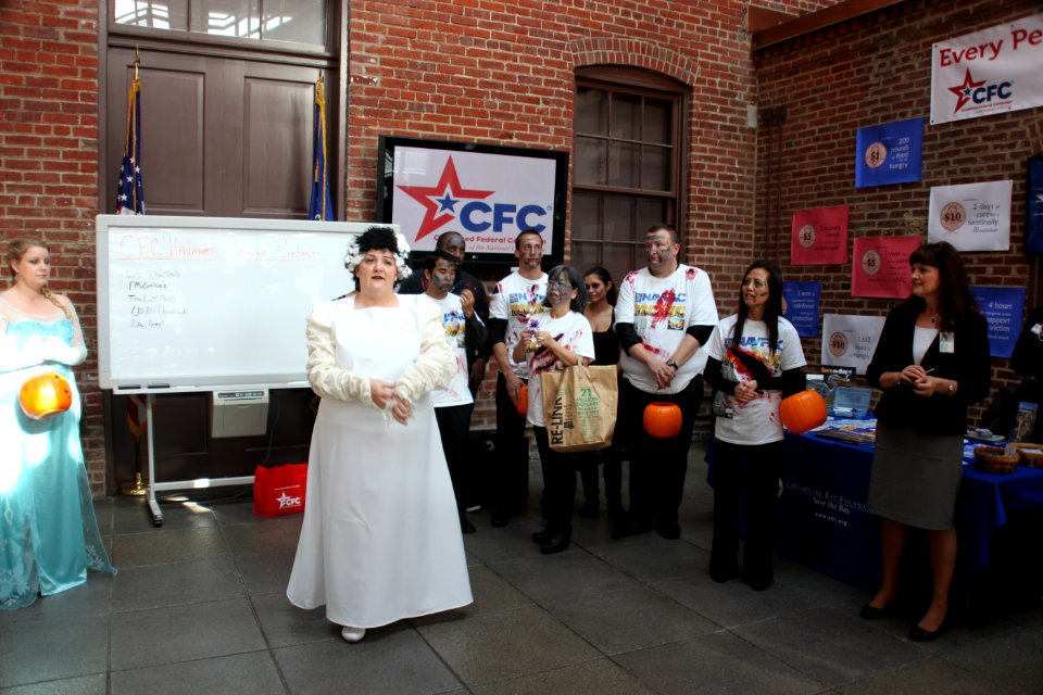 2015 CFC Halloween Costume Contest Fundraiser at NAVFAC HQ (21957994314)