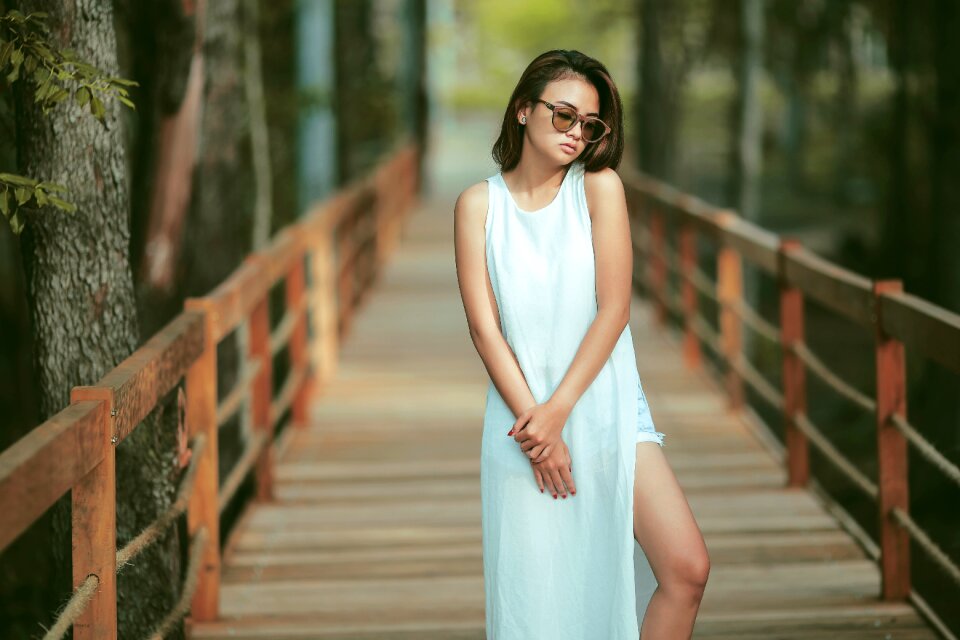 Glasses bridges potrait