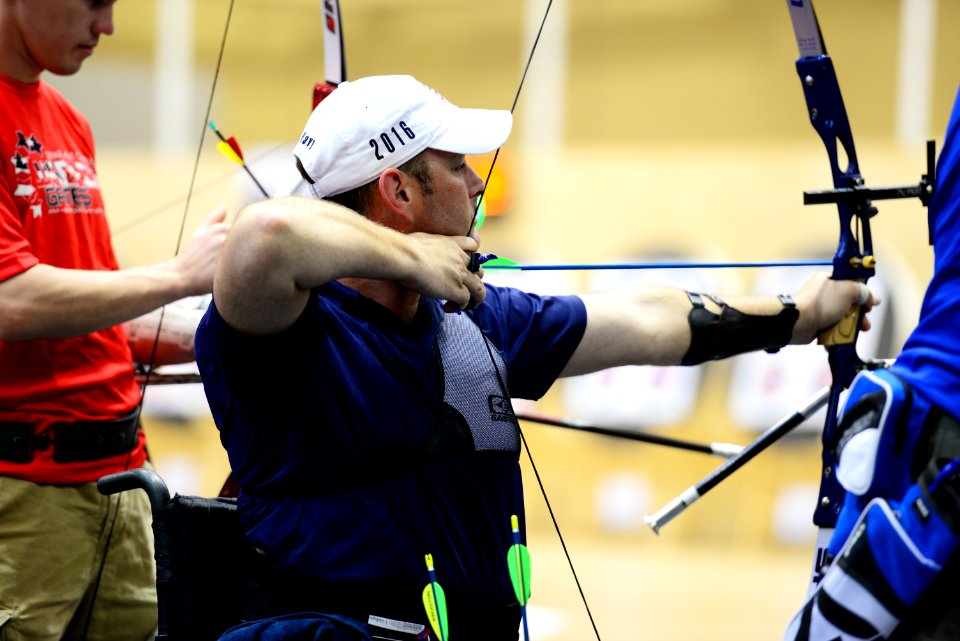 2016 Department of Defense Warrior Games Archery 160617-N-JP566-074
