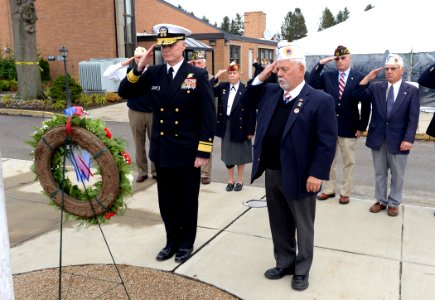 2015 Veterans Day ceremony 151111-N-PX557-216