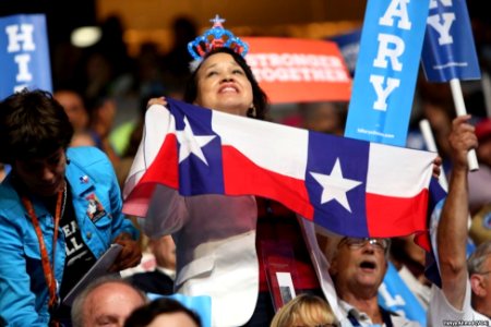 2016 DNC 1 photo