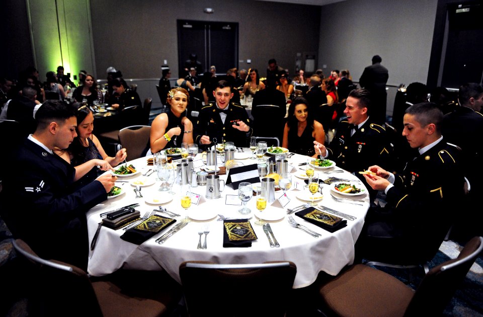 2016 Monterey Army Birthday Ball (27514541231)