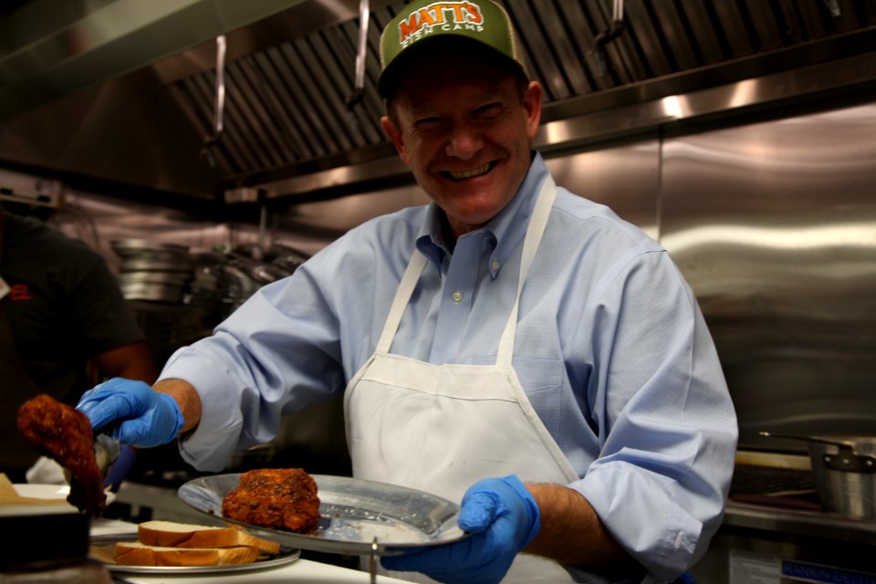 2016-06-16 Senator Coons visits Lewes, DE for the grand opening of Matt's Fish Camp (27099585504)