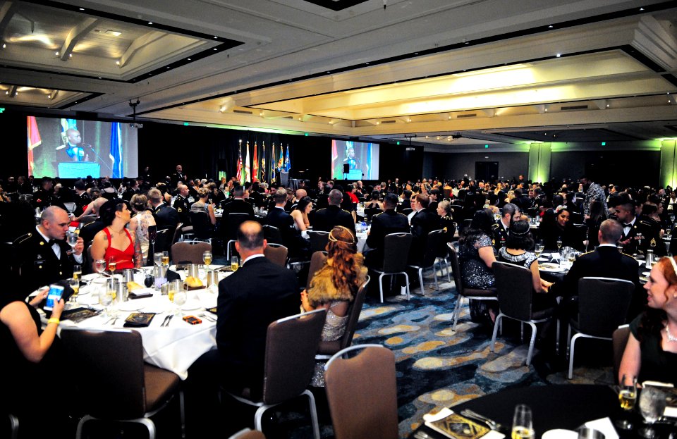 2016 Monterey Army Birthday Ball (27514549251)
