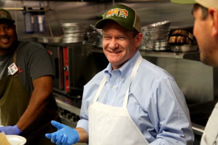 2016-06-16 Senator Coons visits Lewes, DE for the grand opening of Matt's Fish Camp (27637137731)