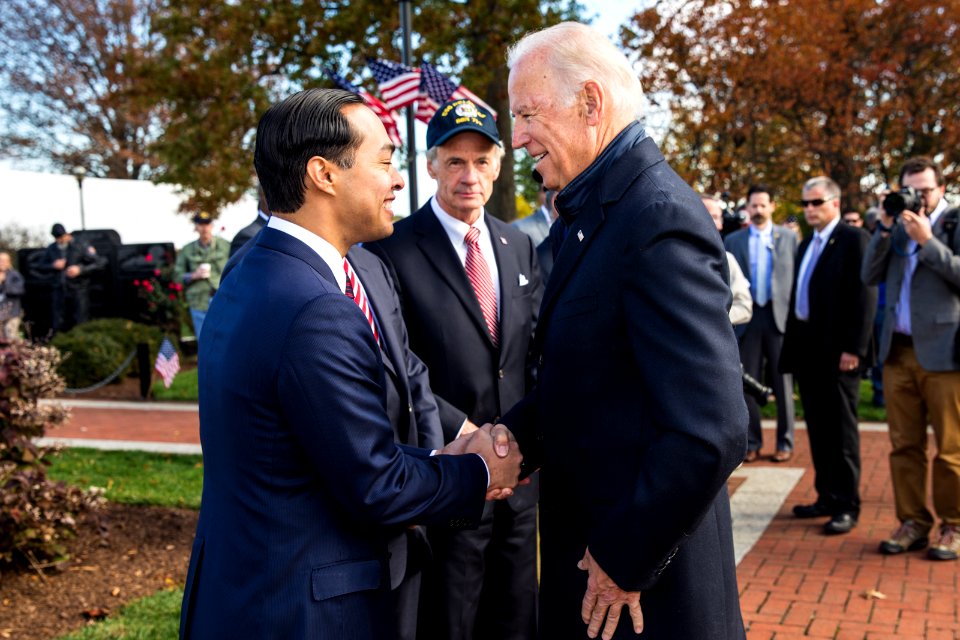 20161111-Veterans Memorial Assembly at War Memorial Plaza, New Castle, DE-1573 (30547500633)