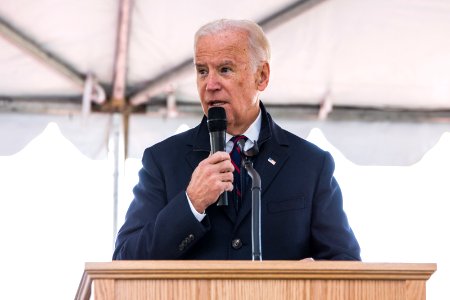 20161111-Veterans Memorial Assembly at War Memorial Plaza, New Castle, DE-1746 (30986032330)